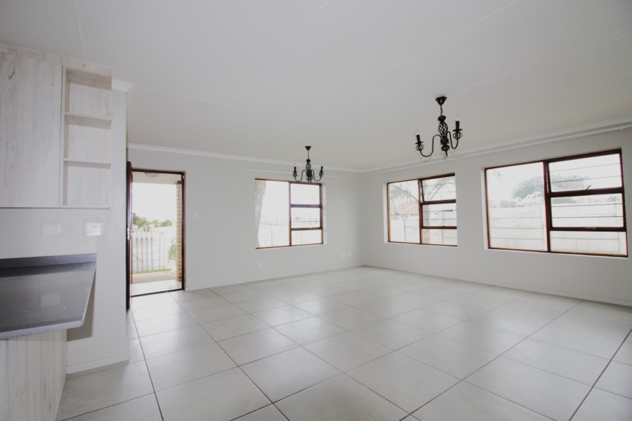 2 Bedroom Property for Sale in Wavecrest Eastern Cape